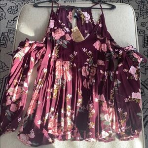 NWT American Eagle off the shoulder top